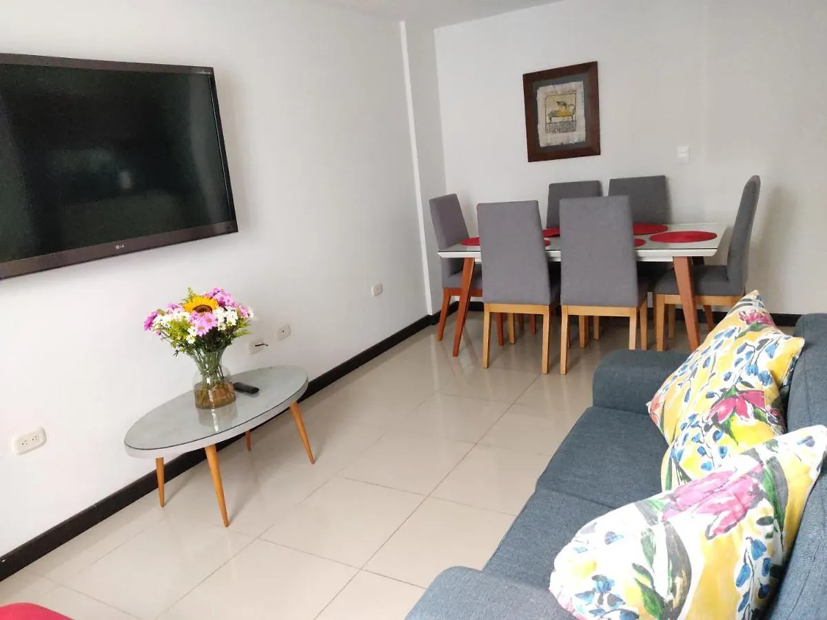 아파트 Apartamentos 50-33